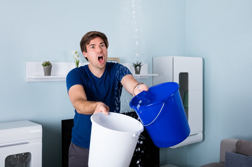Leaking pipe emergency