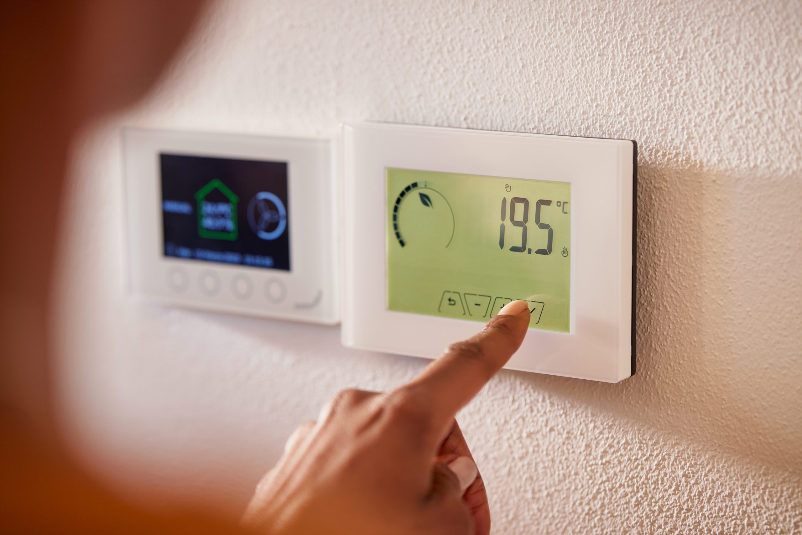 Digital thermostat controls for central heating Digital thermostat controls for central heating